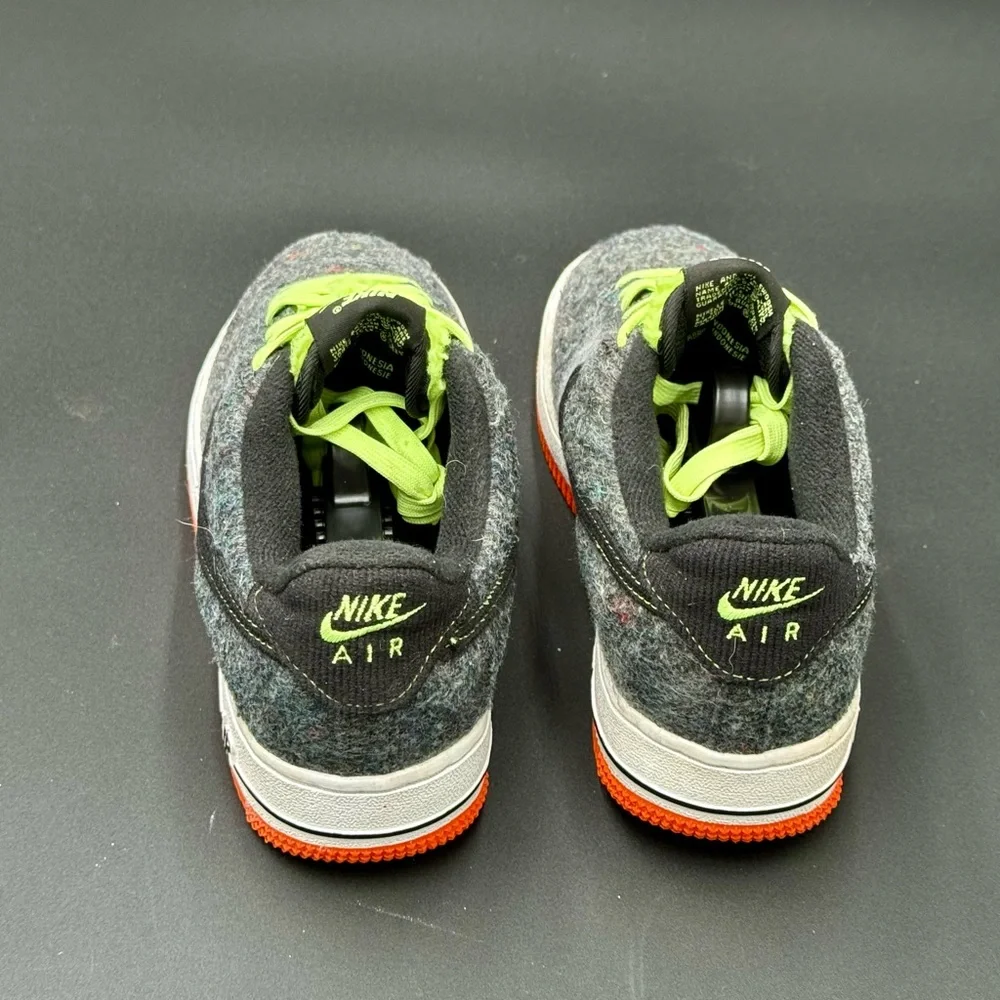 Nike Air Force 1 Low LV8 (GS) Black-Ghost Green- Vert‎ Fantome 5.5 Y